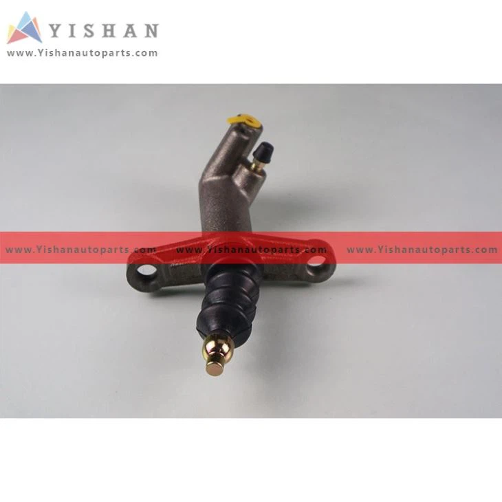 2. ISUZU DMAX 4JH1 Cluthc slave cylinder